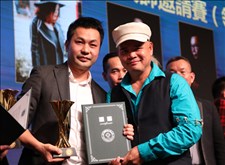 恭賀羅偉先生榮獲2018澳門國際設計師之夜暨金蓮花杯年度設計領軍人物